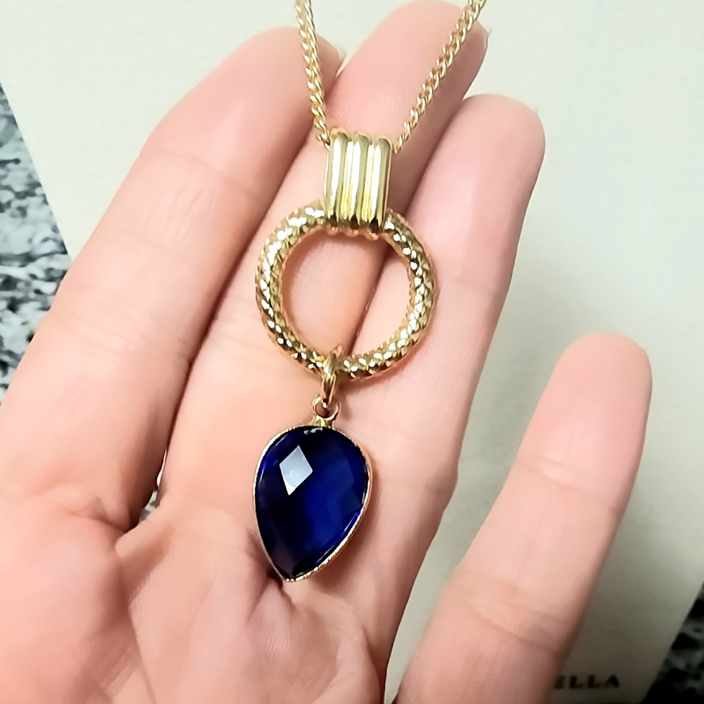 Gold and Blue Teardrop Pendant Necklace